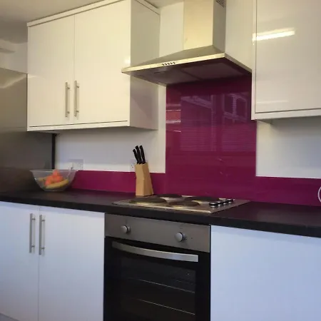 Apartment Cozy 3br In Kexgill